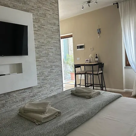 La Corte Di Silvia Centro * Sesto Calende