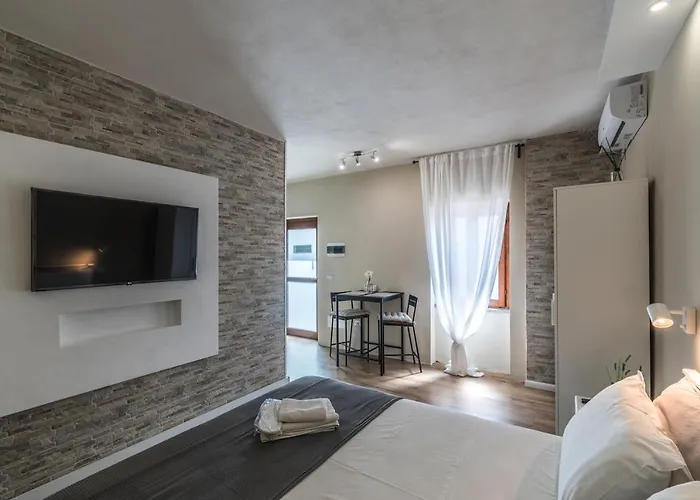 La Corte Di Silvia Centro *