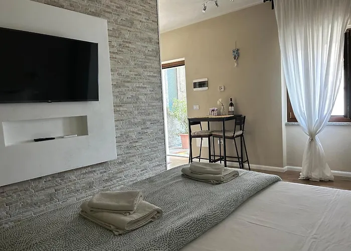 La Corte Di Silvia Centro * Сесто-Календе